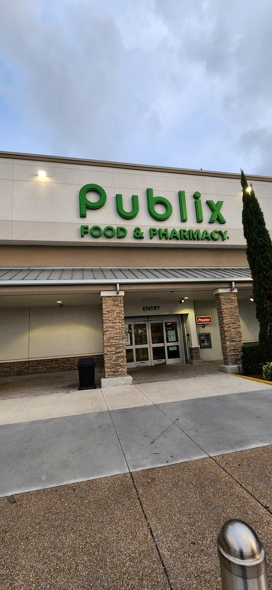 MACarterJr's tweet image. Returned to @publix to give them another chance and guess what they really disappointed. This has got to be the worst shopping experience I have ever had.