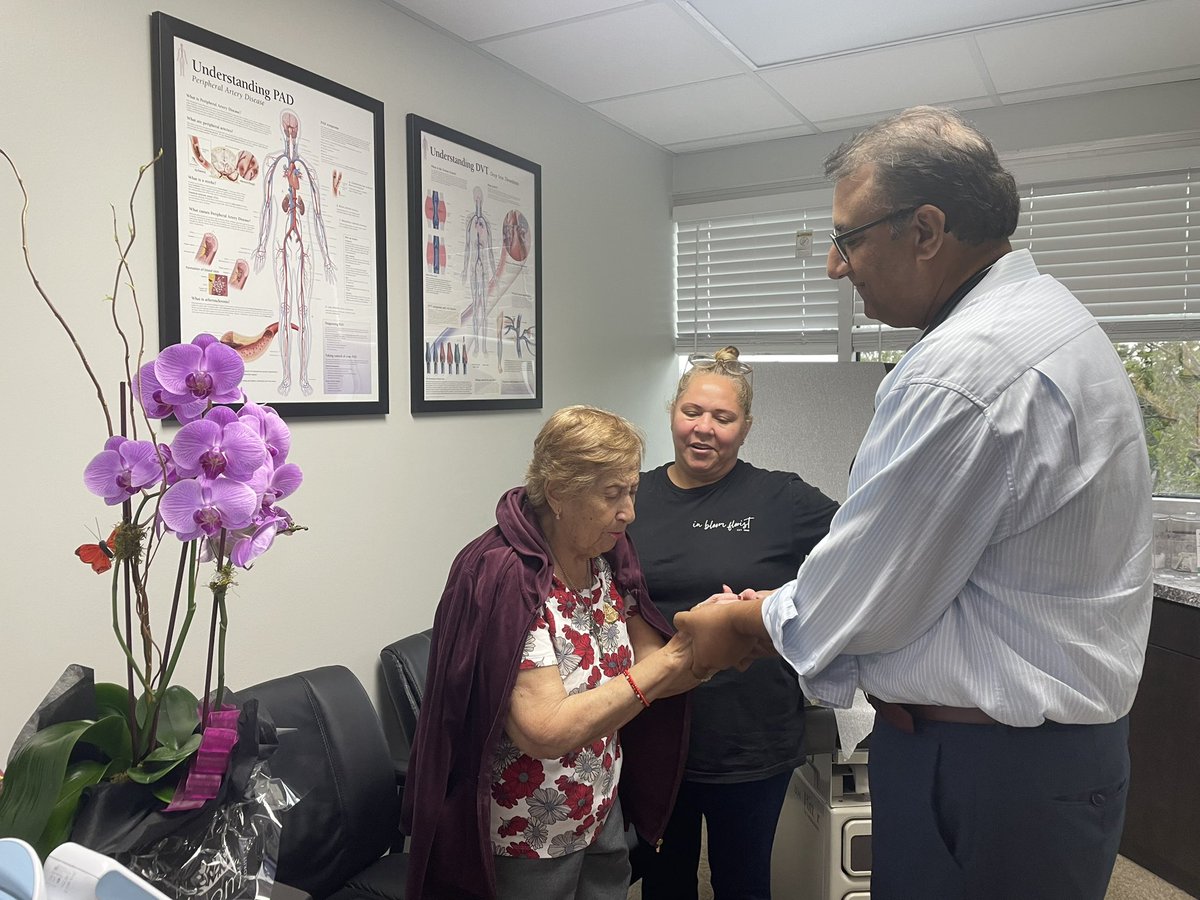 dr_ashishg's tweet image. When your patient blesses you with love and prayers. Rewards of being a physician. #lovemyjob #Godsgrace #lifeofaphysician