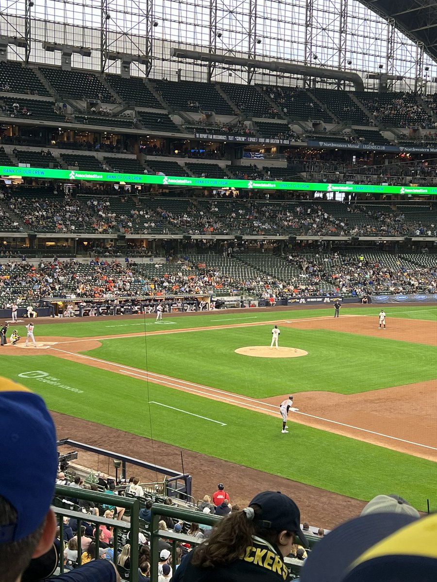 A beautiful night for baseball! 🫶

🔁 If the Brewers WIN tonight’s game against the Orioles, I’ll give everyone who retweets this a MASSIVE discount on <a href="/RotoRadar/">RotoRadar</a> All Access Passes.

👣 Must be following <a href="/LinkDFS/">Anthony</a>, @RotoRadarRiemer and I.

Current score: 2-2