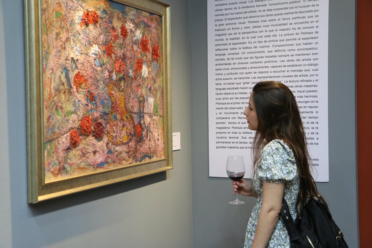 🖼️ En nuestra sala de arte en #EGADE sede Monterrey inauguramos la exposición "Naturaleza Sublime" del pintor <a href="/LauroPedraza/">Lauro Pedraza</a>. Esta colección nos transporta a paisajes fascinantes y admirar la majestuosidad de la naturaleza.