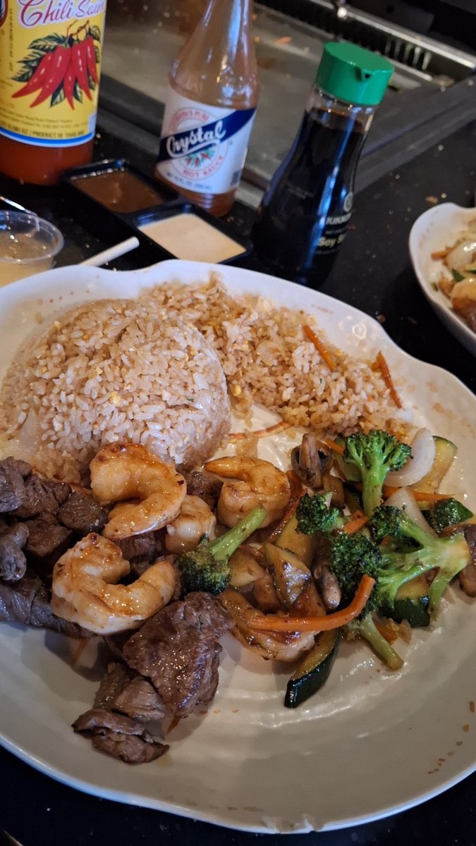Bellaram06's tweet image. Bday dinner was delicious!!! Thanks to my amazing man for making my bday week so special and full of surprises!! #happygirl #blessed #livinglifetothefullest #japanesefood 🤤😋✨️🙏💞