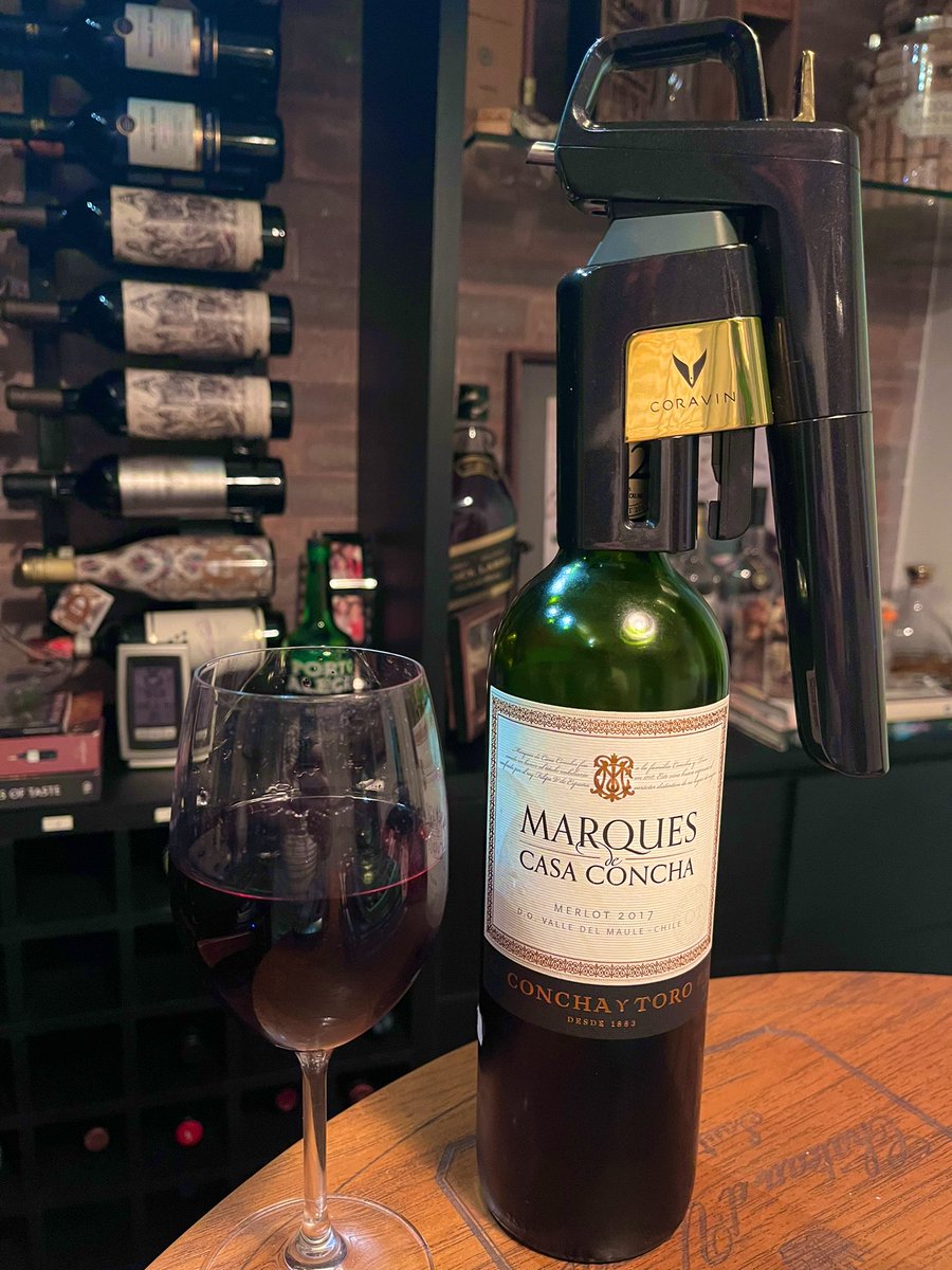 Chilean Wine
Vinho Chileno 
Marques De Casa Concha Merlot 2017. 
Concha y Toro
Good. Common. 
It has little defined aromas, bring red fruits and spices. Weak tannins, slightly unbalanced acidity for more.