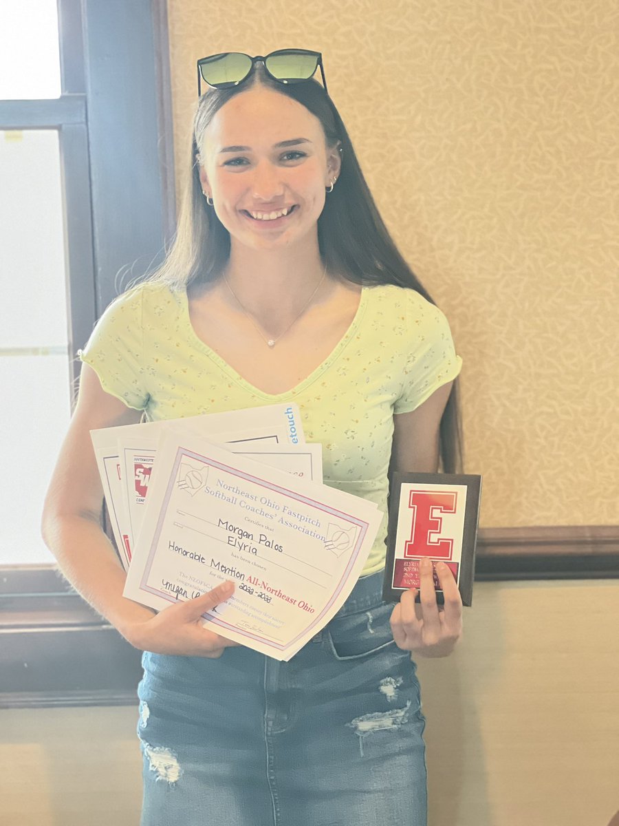 Proud of this girl-high school awards banquet:
1st team Lorain county
2nd team southwest conference 
HM all northeast ohio
High honor academic/athlete
2nd year varsity letter
Your future is bright! @Morgan_palos05 @markpalos1125 @ElyriaAthletics @softballelyria