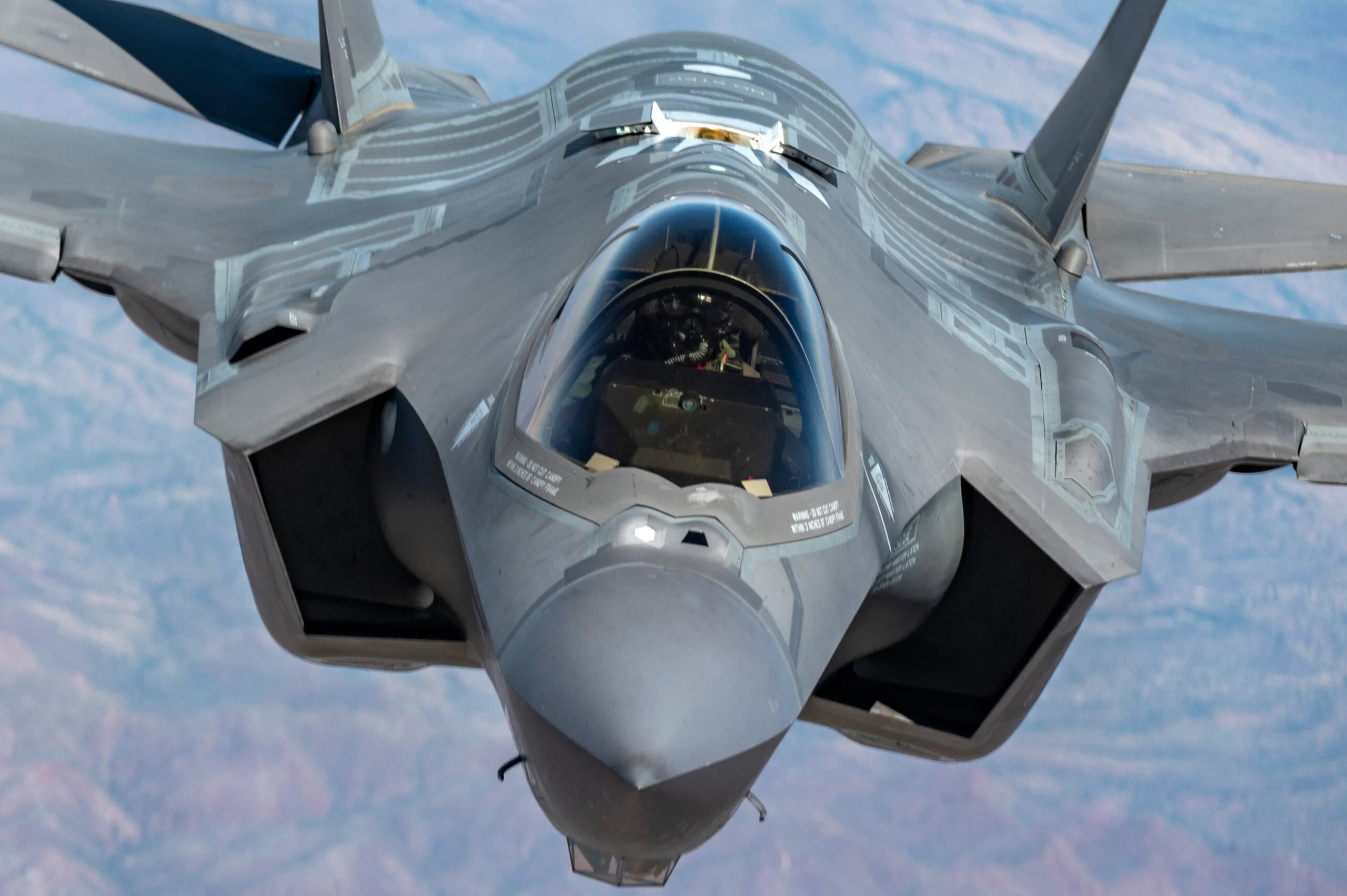 GreeceDefence on Twitter "Περί «Rafale vs F35» Στην πρώτη φωτογραφία έχουμε ένα ελληνικό