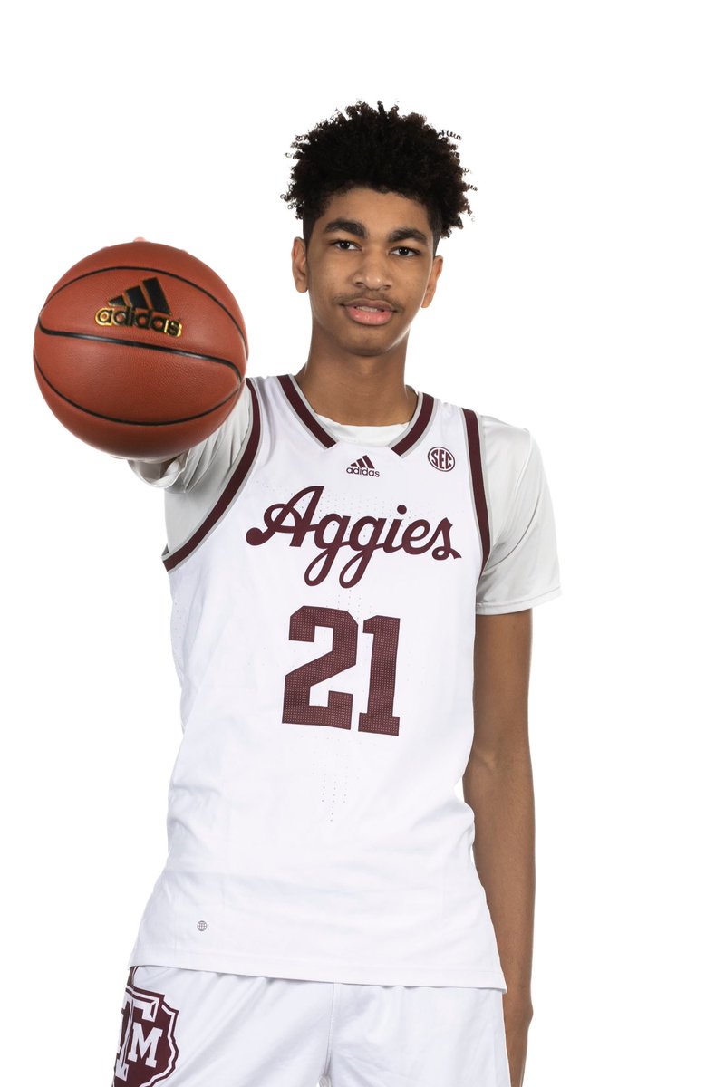 After a great visit I’m blessed to receive an offer from Texas A&M University #GigEm @PSATAcademy @HoustonHoops17U @Lyle_Wolf @ed_haskins @MauriceTaylor23