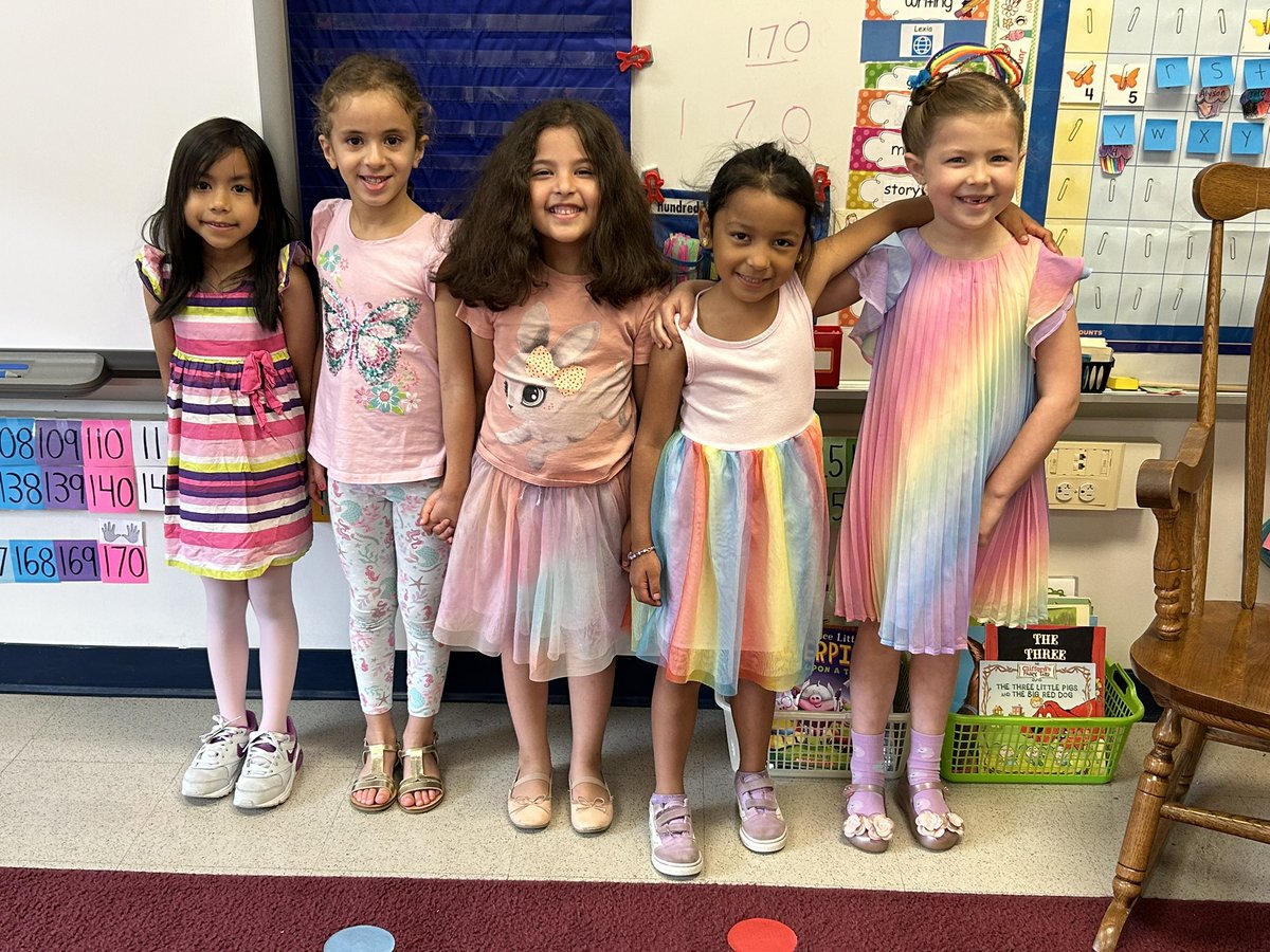 R is for Rainbow Day! 🌈 #favoritecolor @FHHighlights