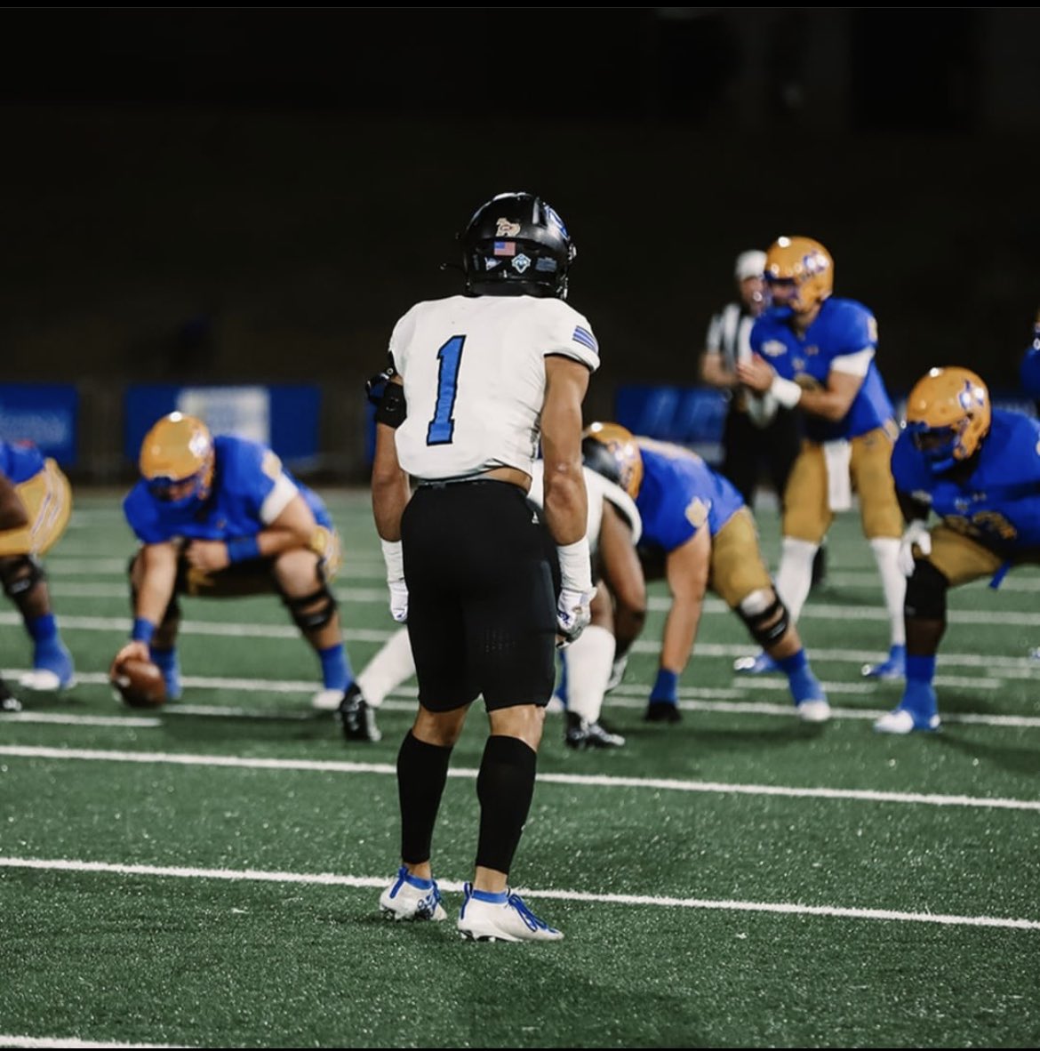 avery_milligan's tweet photo. AGTG!!!
After a great camp at @UHCougarFB i am blessed to say i have received my first D1 offer from @EIU_Panthers !!!!
@ReeseFlemingJr !!!! https://t.co/iyLfrczo2r