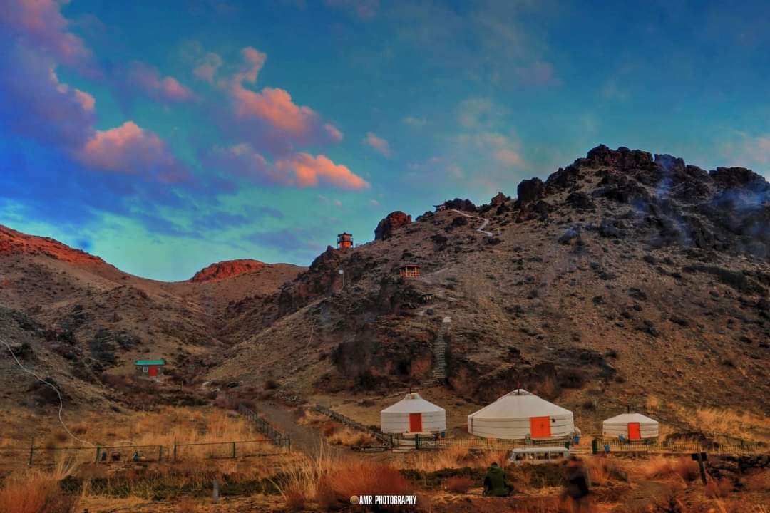 Зуны эхэн сар | Билгийн тооллын  шинийн -18
 
Ѳглөөний мэнд!

🌞 Өдрийг эрч хүч дүүрэн
 өнгөрүүлээрэй😍

Үс засуулбал :Сайн нөхөртэй нөхөрлөнө ✂✂✂

Өнөөдөр УБ Өдөртөө, бороотой +20 шөнөдөө  7 градусын хүйтэн. 🌥🌥🌥