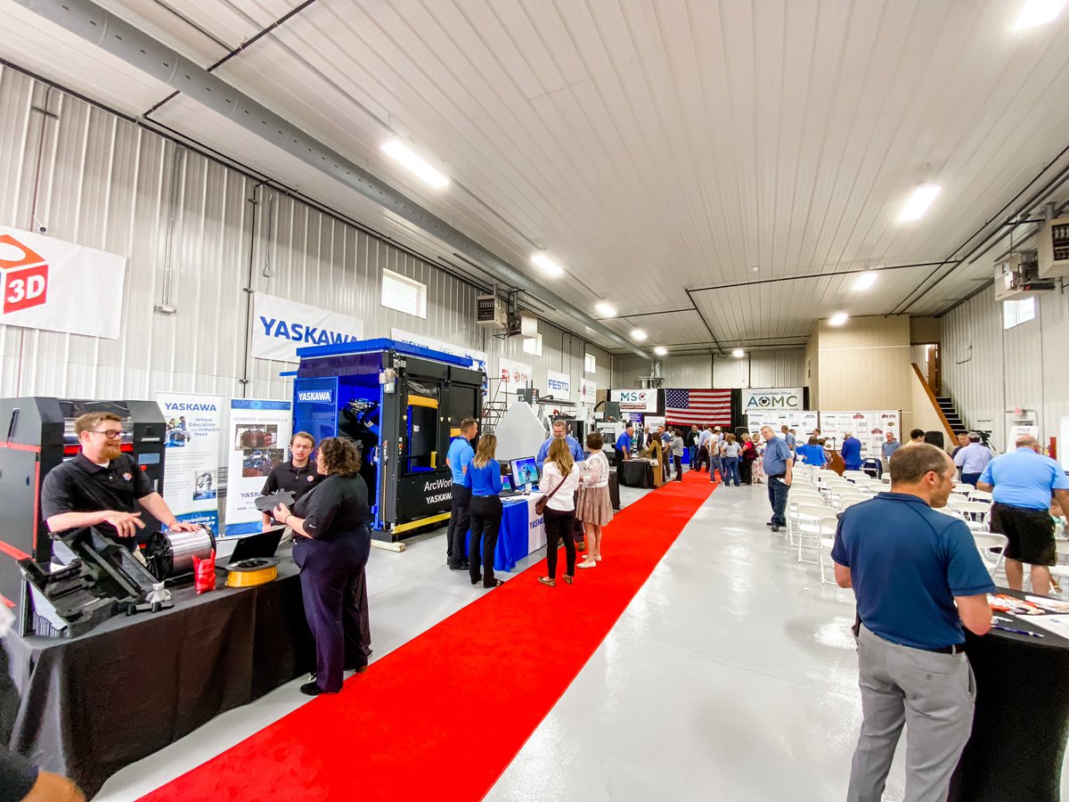 Congratulations to the Appalachian Ohio Manufacturer’s Coalition on the opening of their new Manufacturing Support Center in Washington County! 🙌 The center will provide customized training programs, help companies innovate, and provide technology that companies can utilize.