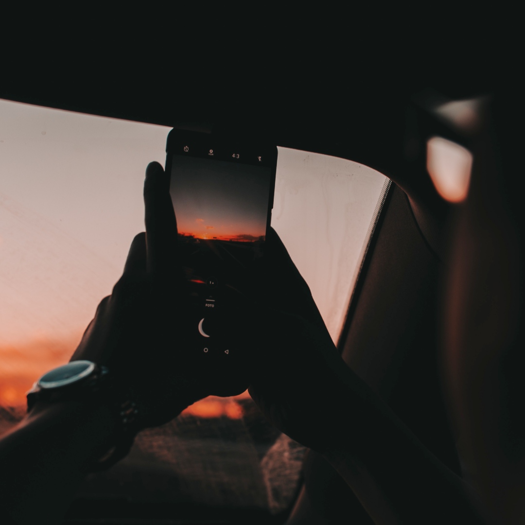 To truly capture the beauty of a Texas sunset, you can’t be fighting for elbow room. That’s why when you book a shared ride you’ll never be able to book the middle seat. You’ll always have a window with a view, without any obstacles in your way.