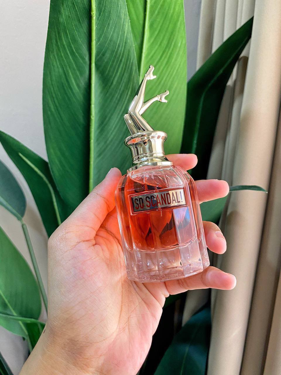 Bau perfume online scandal