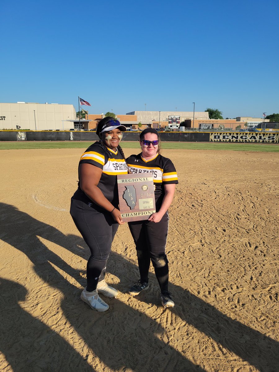 KaydenPorter6's tweet image. Special Shot out to our Marian Catholic Varsity pitcher Katie Pollock #21, for receiving Pitcher of the Year! It was a pleasure playing behind you and with you. You are the real deal!