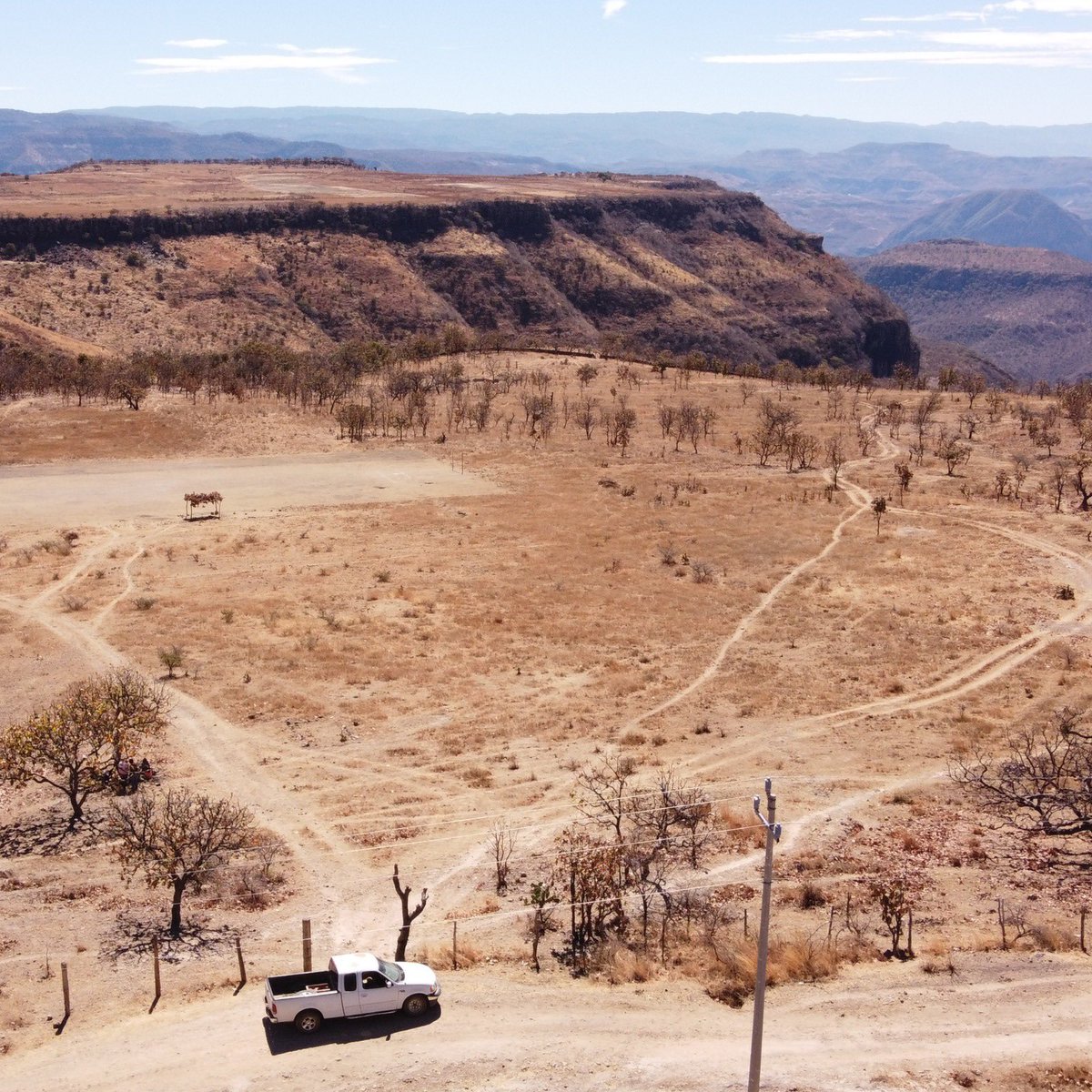 This is the architectural design done for the 4 S Sanctuary, 4S stands for SMART, SUSTAINABLE SACRED SANCTUARY, this will be a 100 % sustanaible and friendly construction that will hold a ethno biographical vault of wisdom and tradition👇🏽👇🏽