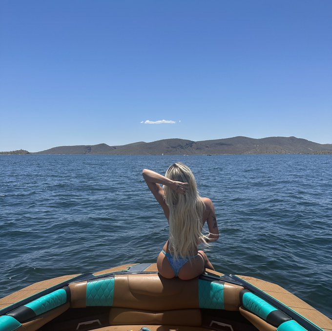 What are you waiting for? 😛  https://t.co/1mMNnNbbs7 https://t.co/iA6E2iY0sP