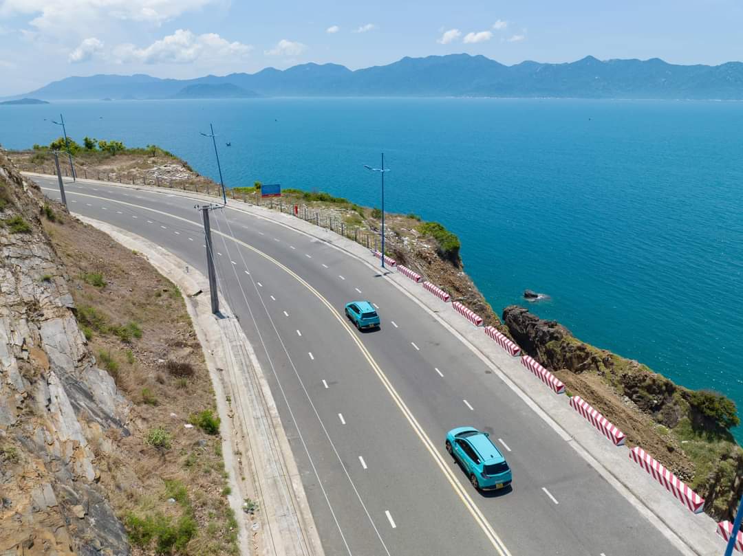 Nha Trang ơi ! GSM - Taxi Xanh xin chào ! 

Hành trình ngày thứ 87 : Thành phố biển Nha Trang là địa điểm dừng chân thứ 4 của gia đình nhà Xanh và đây cũng là thành phố Biển đầu tiên trong cuộc hành trình này.
Nguồn: Taxi xanh GSM 
#VinFast 
#Day
#TaxiXanhSM
