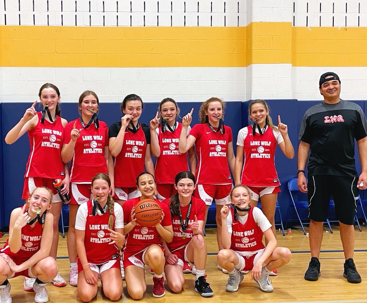 NEK Coach tweet media