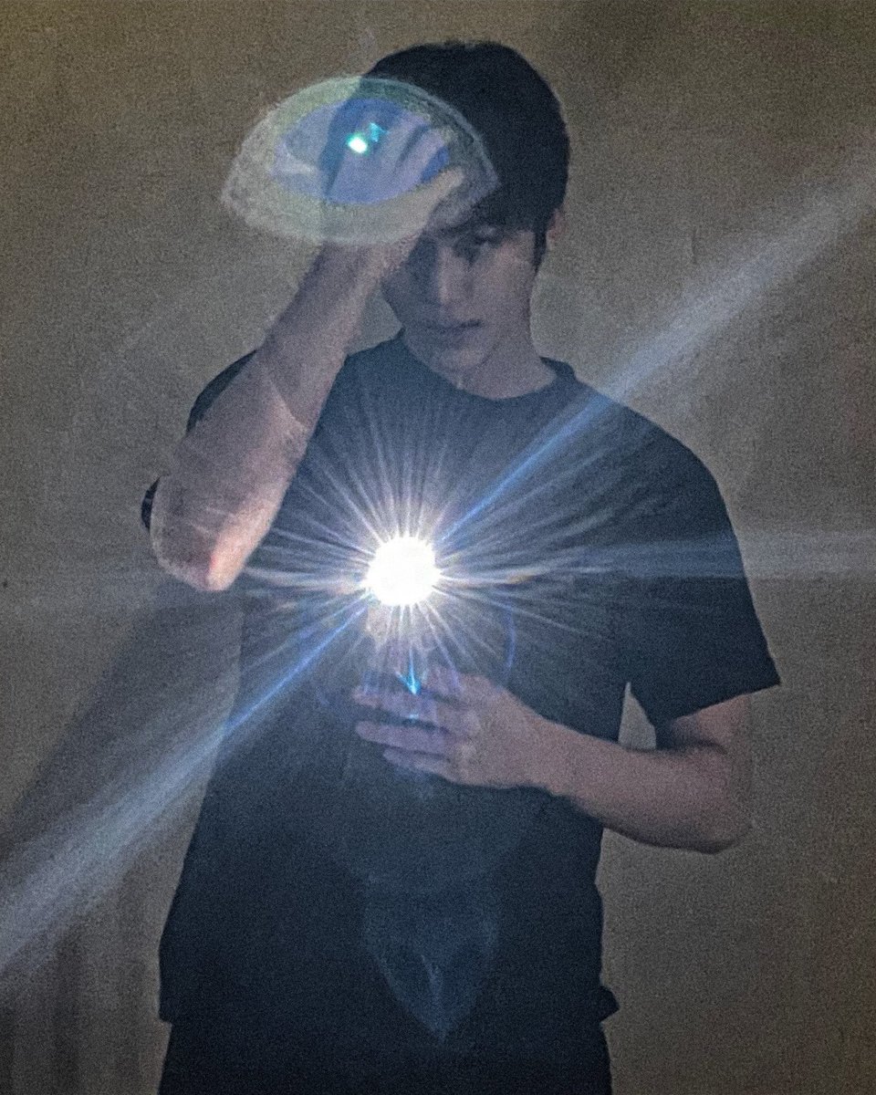 까우 lll tweet media