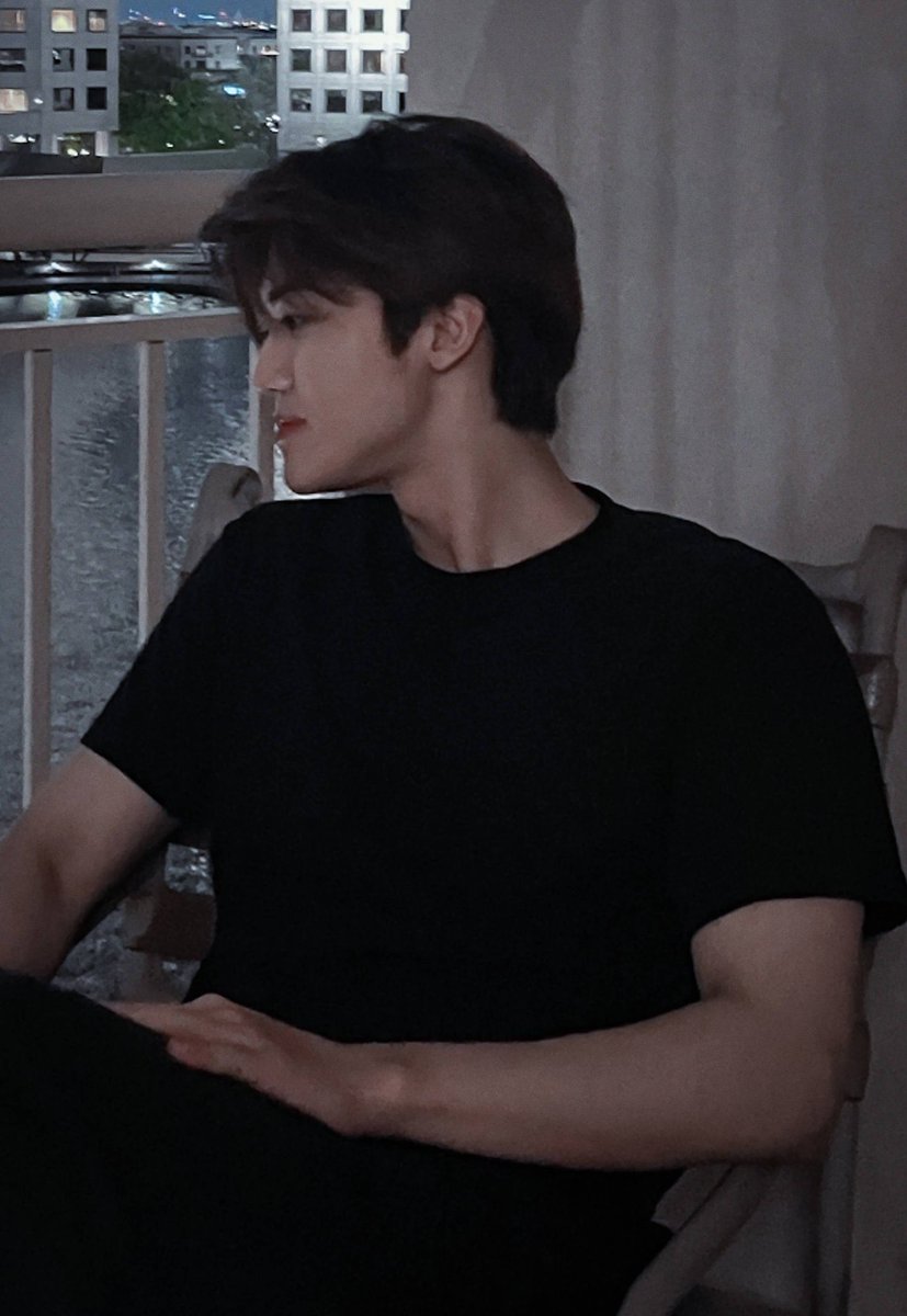 까우 lll tweet media