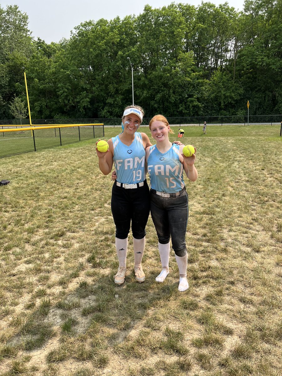 These ladies can hit!! Each of them hit a 💣 today. Keep slamming!! <a href="/AlysaVaught9/">Alysa Vaught</a> @lyricsm81891945 <a href="/IN_BAMFAM/">Baseball/Fastpitch Academics Midwest</a> #PBNS