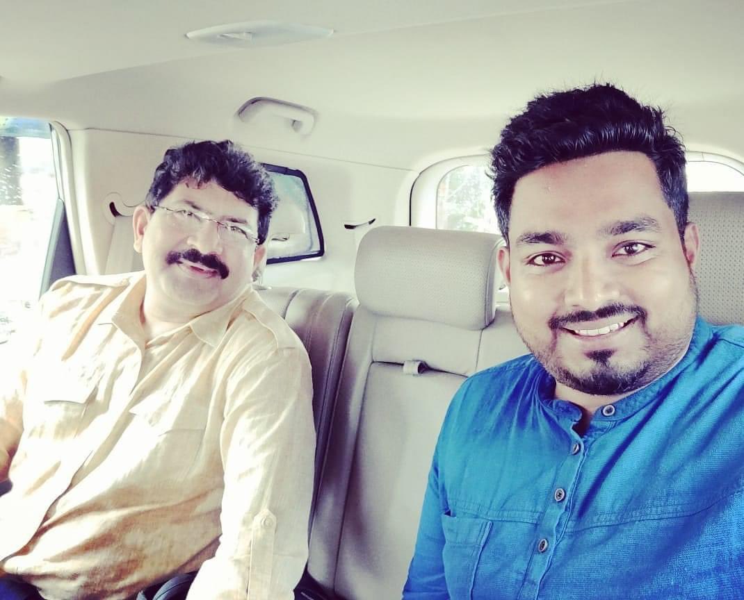 MirzaMustan's tweet photo. माझ्या सुखदुःखात मला नेहमी साथ देणारे माझे मार्गदर्शक @MaheshMhatre सरांना वाढदिवसाच्या खूप खूप शुभेच्छा.. https://t.co/4mtU1ATQXx