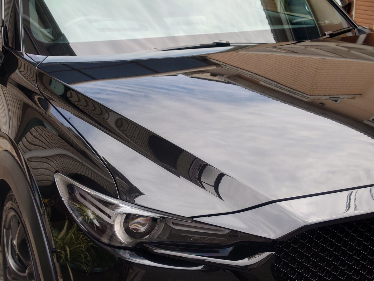 cx5black's tweet photo. 純水＋茶色モフモフで流水洗車⇒運転席側ラボコスSio2、助手席側BLASK No12
全体にGDL02仕上げ。ホイールは西日本ケミカルＦシルバー。

#ラボコス
#BLASK
#NO12
＃ナノトラ
#GDL02 https://t.co/sedqf3FgAr