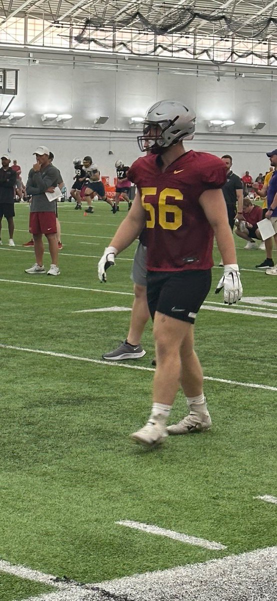Steven_Scott_98's tweet photo. Had a great time this Saturday up at @CycloneFB learn a lot, it was great working with @RyanClanton!! https://t.co/YOq77Pb4ON