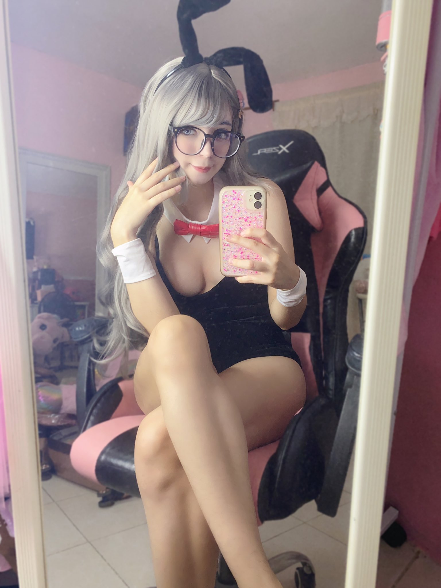 TW Pornstars - Belhino Cosplay. Twitter. Bonita noche!! 🖤🖤🖤. 2:51 AM - 5  Jun 2023