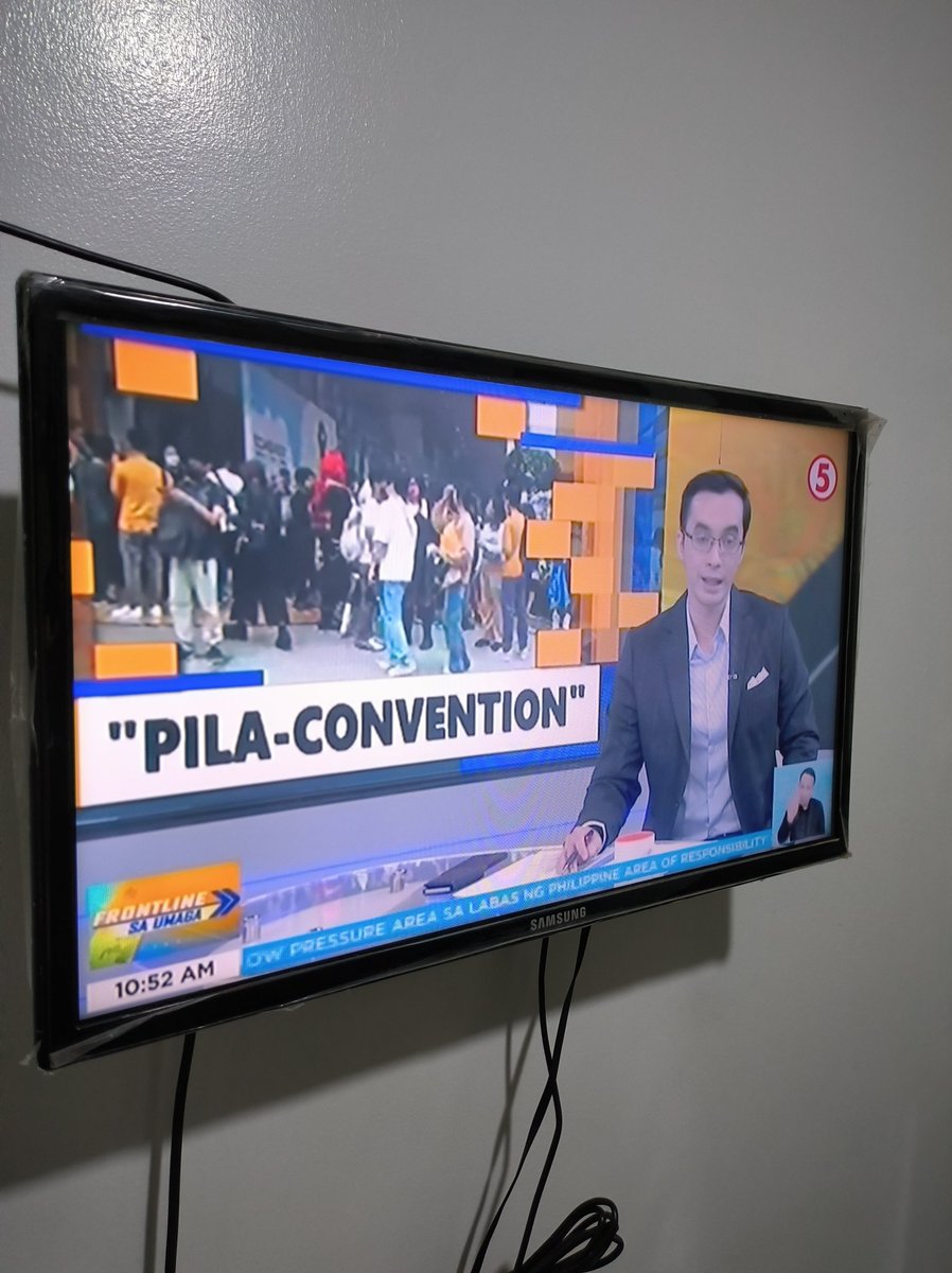 rikkuchan_neru's tweet photo. How bad is conquest? Yeah it's on the tv news lmao https://t.co/rlC0JnE97l