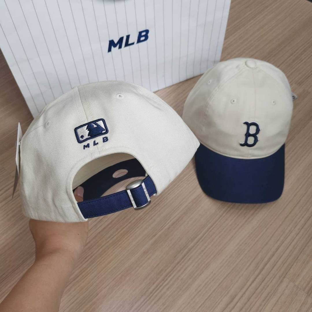 jumzabrandshop's tweet photo. (พร้อมส่ง) ทักก่อน!! MLB Basic Color Block Unstructured Ball Cap หมวกสีครีม ปีกสีกรม logo B 🤍💙
Free size ด้านหลังหมวกมีสายปรับขนาดได้
Code : 3ACP3303N-02NYS
💵 Price: 1,590฿ รวมส่ง
#หมวกmlb #mlbcap https://t.co/2yPJD8ZhBY