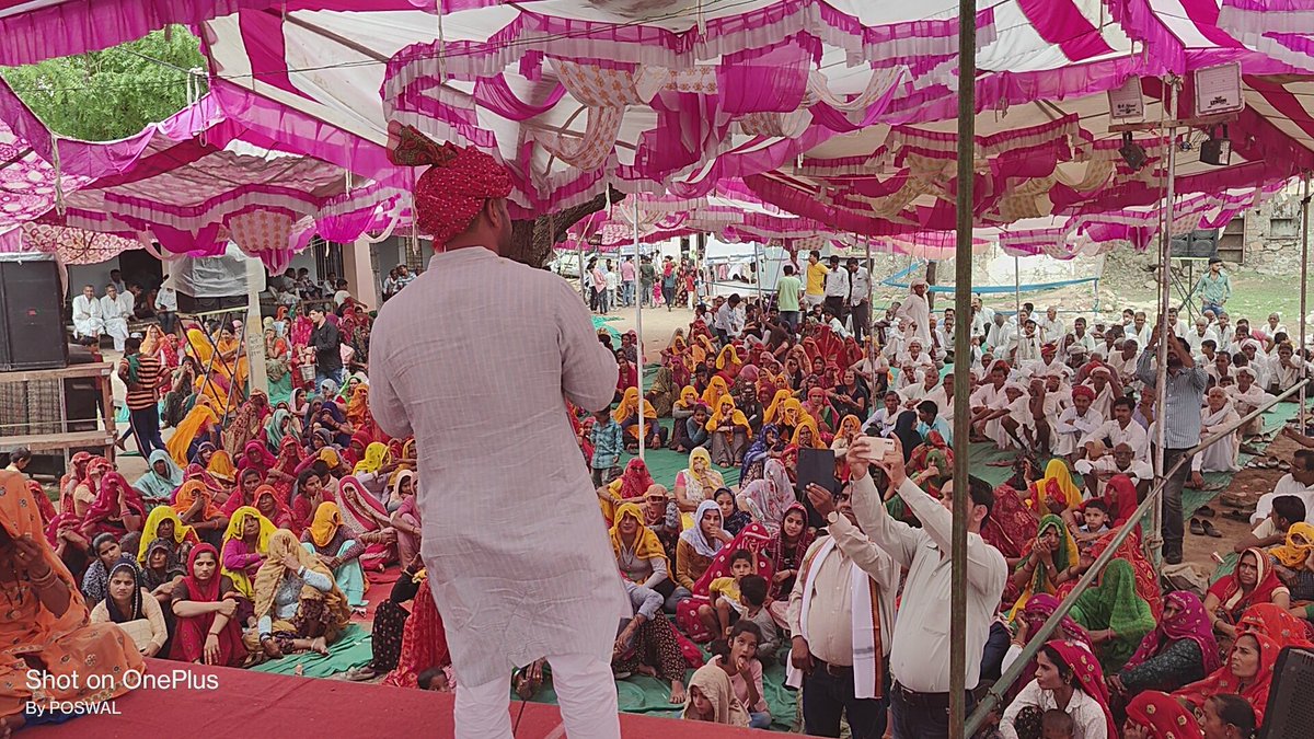 sanju_dausa_05's tweet photo. कल देलाडी (बांदीकुई) में बालाजी महाराज के रामायण,सुड्डा दंगल में बड़े भाई @RMeenaOfficial  जी के साथ पहुंचना हुआ 
#demandforwater #ERCP_National_Project #rajasthanwaterissue
@Ramniwasmeena96 https://t.co/b3Zc8wsUA2
