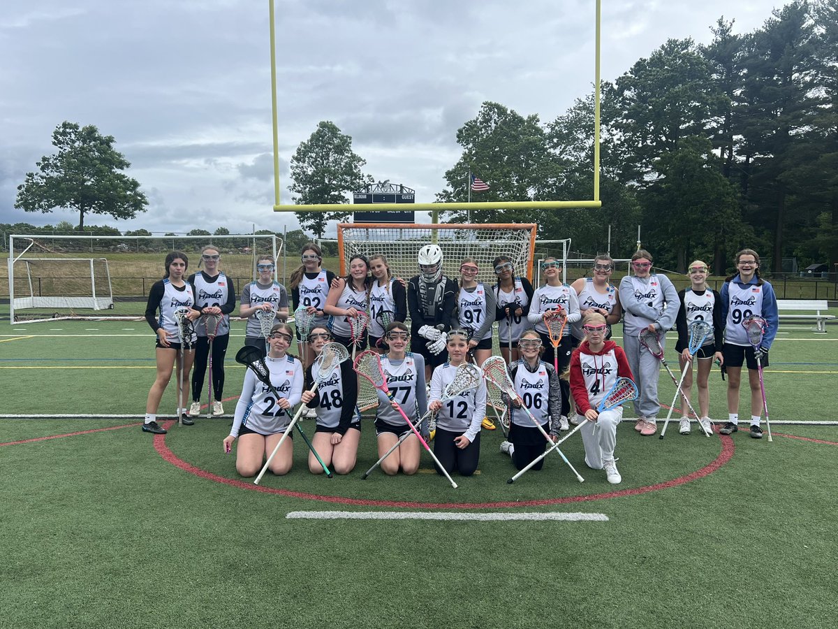 SuzanneWallac15's tweet photo. Last day of #Lax season. Went 2-1 across the girls program today and scored >35 goals! @MassYouthLax #BAYLO #FeelsLikeAScoringRecord #GirlsThatPlay thanks @abby_wallace16 for your coaching! #RoleModel https://t.co/j11WKcB09m