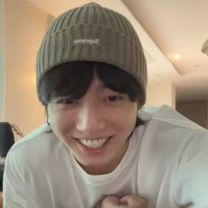 jeondaissy's tweet photo. WE GOT THE “JIMINIE” SMILE 😭 https://t.co/uX6yEu0OZs
