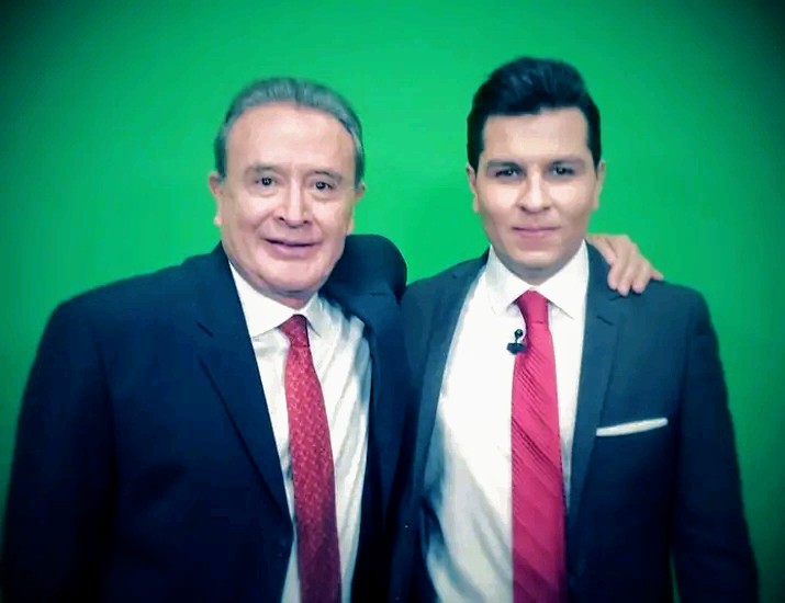 Uno de los más grande periodistas que ha tenido México en las últimas décadas , ha trascendido .

Gracias <a href="/RicardoRocha_MX/">Ricardo Rocha</a>   por haber contado con su liderazgo , confianza y experiencia en este camino laboral . 

Mi respeto e infinita gratitud.

Descanse en paz . 🙏🏻