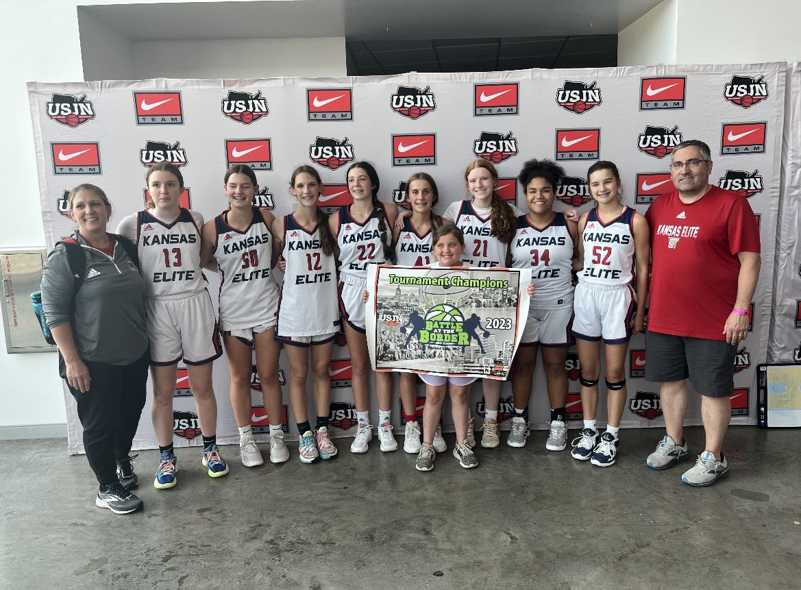 Another championship for the squad! 4-0 for the weekend, way to go guys 🔥 <a href="/KansasEliteWBB/">Kansas Elite WBB</a> <a href="/USJN/">USJN</a>
