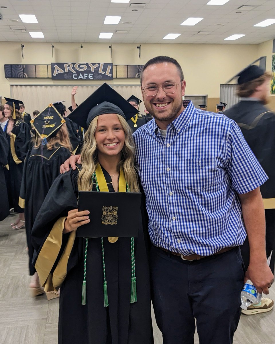 Congratulations to MGGBB players Eileen Dollar and Daya Greene on their graduation today! I'm so proud of them -- Eileen is headed to Trine University and Daya is headed to IUPUI in the fall. They're going to do big things!
