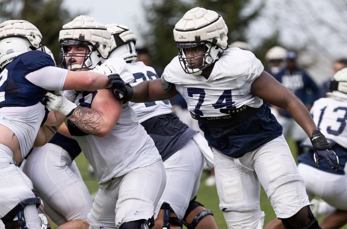 MarlenBright5's tweet image. After a great conversation with @coachjfranklin  @CoachTrautFB I am blessed to announce that I received an offer from Penn State University!! #WeAre #PennState #PennStateFootball @CoachCamp01 @znaszimento @mcbright44