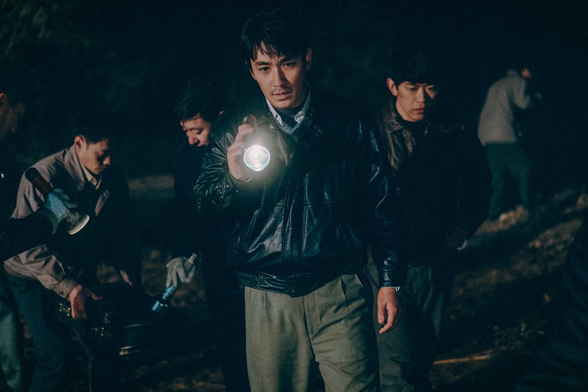 For @filmhoundsmag, I took a quick look at Wei Shujun's Only The River Flows — a film that subverts genre conventions to the next level. It can be best described as a cryptic cinematic puzzle box. Easily one of the most confounding films at #Cannes2023 

filmhounds.co.uk/2023/06/only-t…