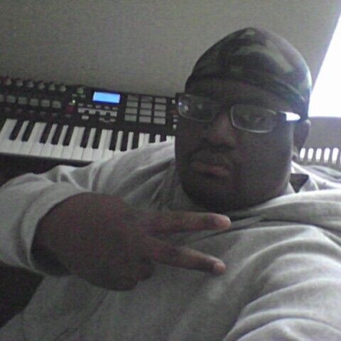 #NewProfilePic https://t.co/buwcSuJ79w<a href="/tag/newprofilepic"class="tags">#NewProfilePic</a>