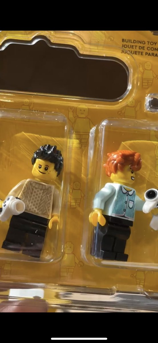 daneyuhl's tweet photo. me n my bf as lego minifigures hehe :) https://t.co/HZrAurO7wv