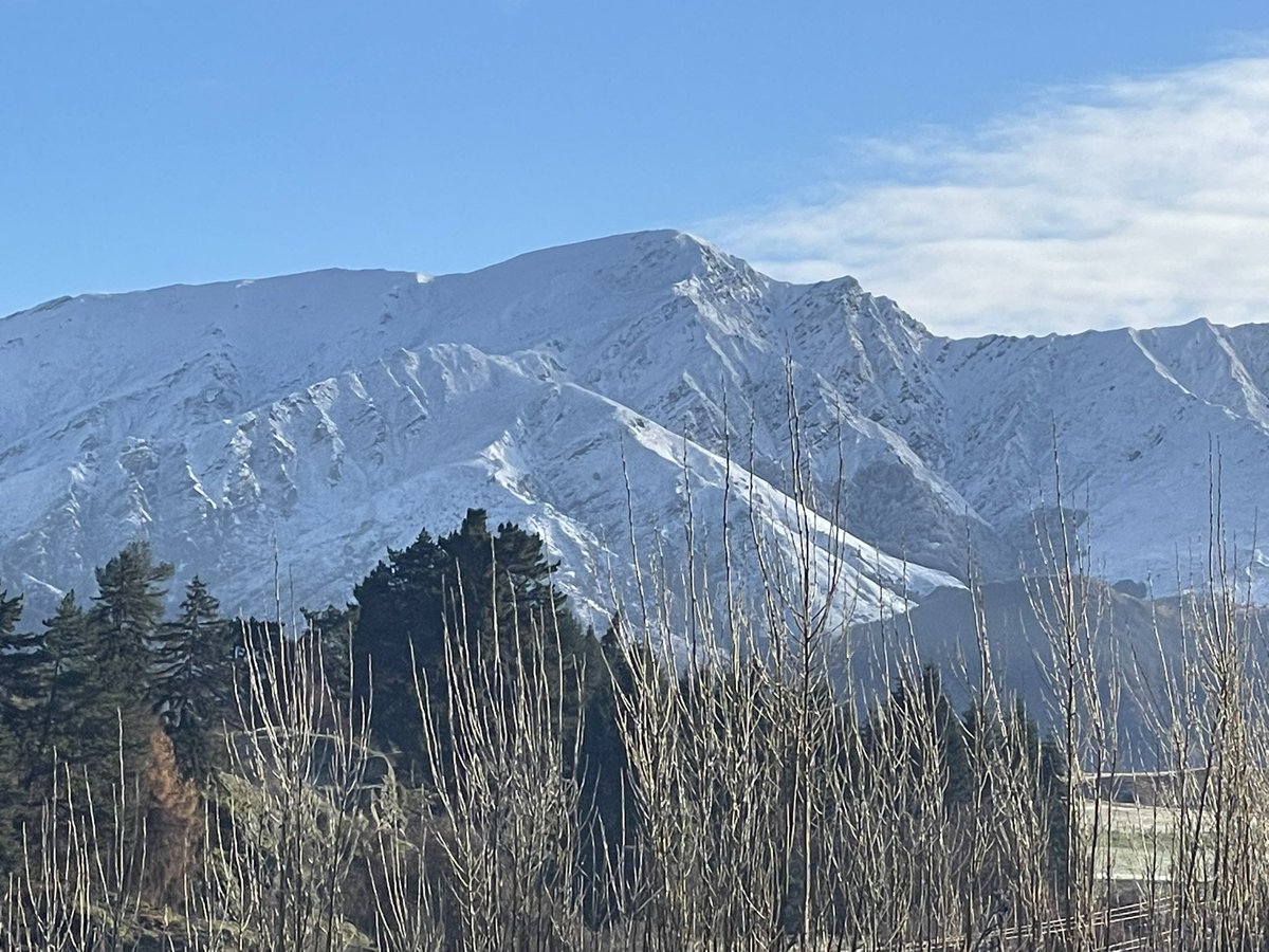 lisaguydo's tweet photo. Relax everyone … Snow Inc. has delivered us a Winter ❄️ ✅ #queenstown #nzski 🎿 ⛷️ 🏂 https://t.co/UjDxfQcVO4