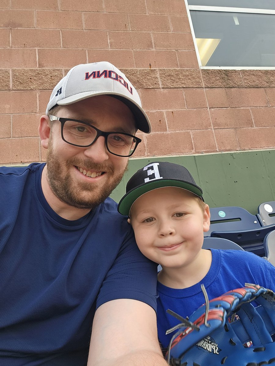 T'N'T College Football Podcast on Twitter "Tobias' first baseball game