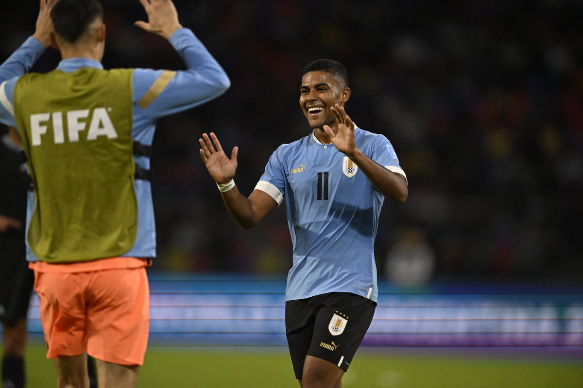 CONMEBOL's tweet photo. ¡@Uruguay, con el apoyo de un continente! La Celeste será la representante de Sudamérica en las semifinales de la #U20WC 🇺🇾👏

#CreeEnTuContinente https://t.co/MNWTNa9Wkh