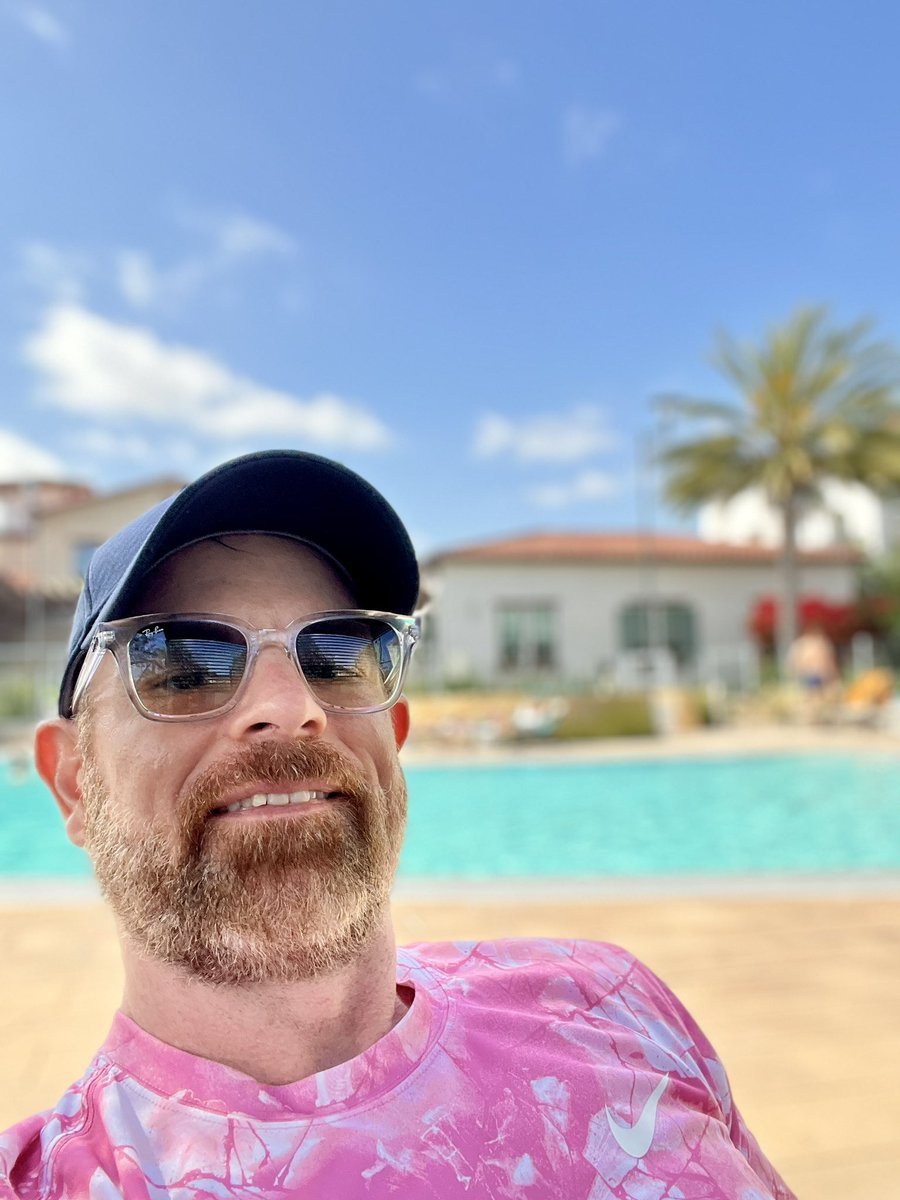 CDubbs's tweet photo. Doing a little mermaiding 🧜‍♀️ #heysummer https://t.co/pvjOmRSywe