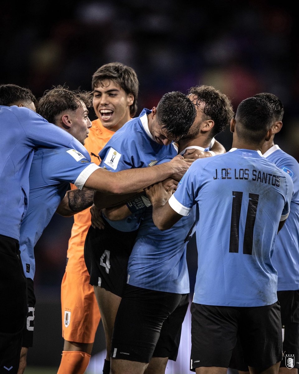 👊🏼 𝐆𝐚𝐫𝐫𝐚 𝐜𝐡𝐚𝐫𝐫𝐮́𝐚

No se compra, viene en la sangre. 

#ElEquipoQueNosUne