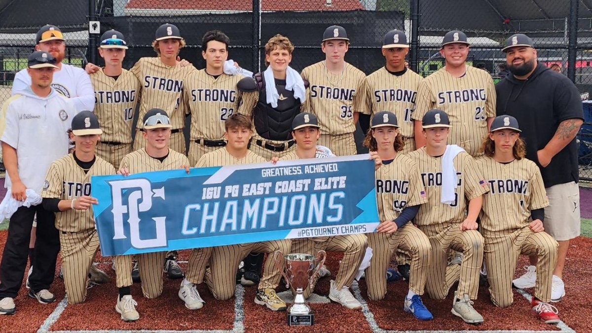 LoganPolselli's tweet photo. Amazing 3-2 10 inning win for Long Island Strong  vs 5 Star Mafia in the PG East Coast Elite Tournament @LIStrongBB @PerfectGameUSA #patmed #undefeated https://t.co/Ho51CXzw3d