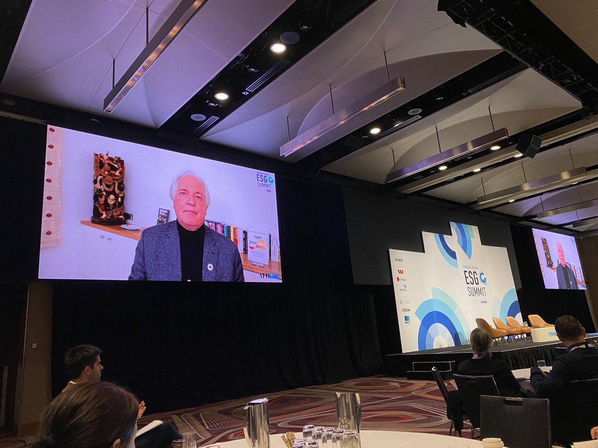 Emily Kinnear tweet media