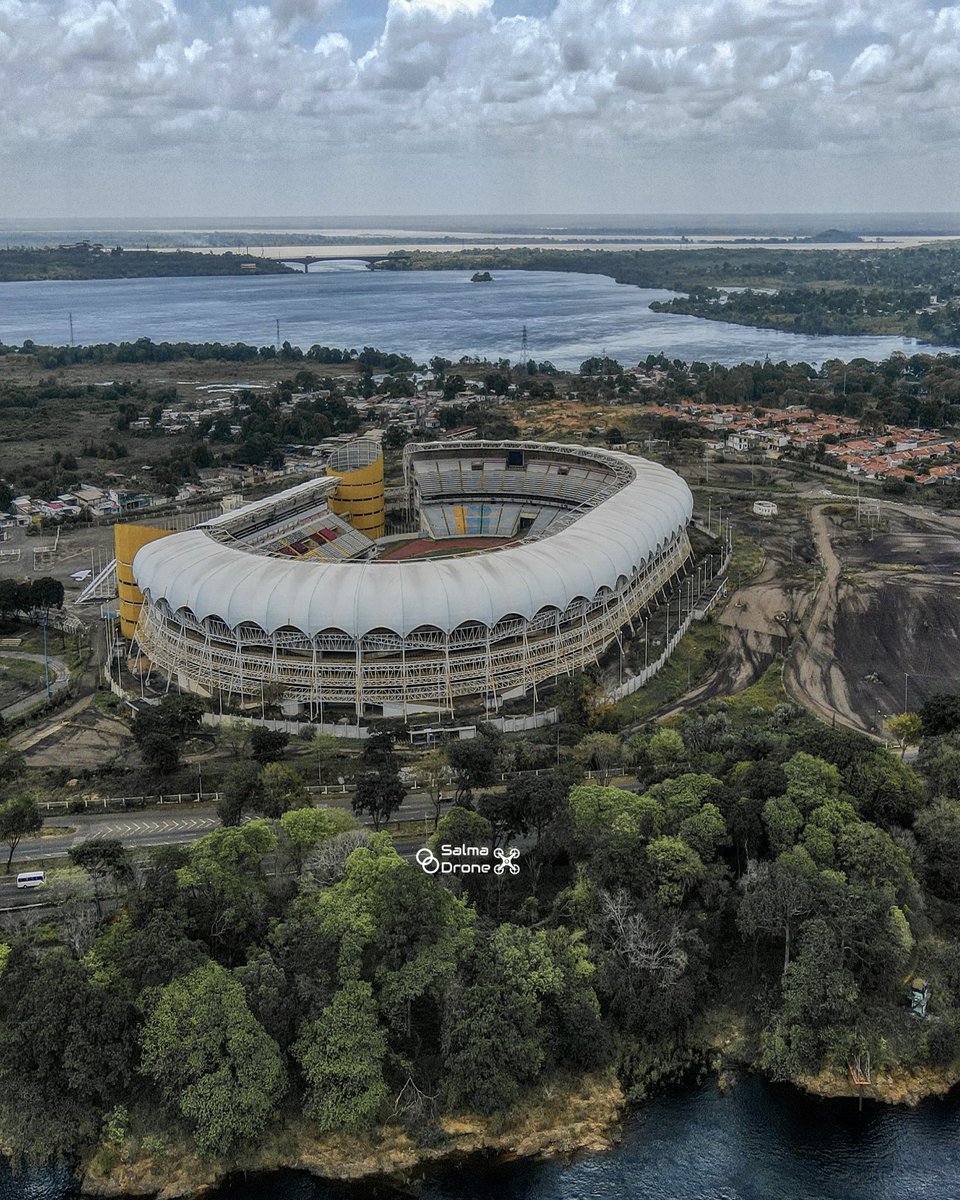 salmadrone's tweet photo. Los días grises también son hermosos. 😍🇻🇪
Aparte del Cte Cachamay, ¿logras ver el puente Angosturita y la confluencia de ls Ríos Orinoco y Caroní?
Ciudad Guayana 📍🇻🇪
Sígueme: @salmadrone 📸
#drone #desdearriba #venezuela #ctecachamay #lavinotinto https://t.co/dxB2QKG2DY