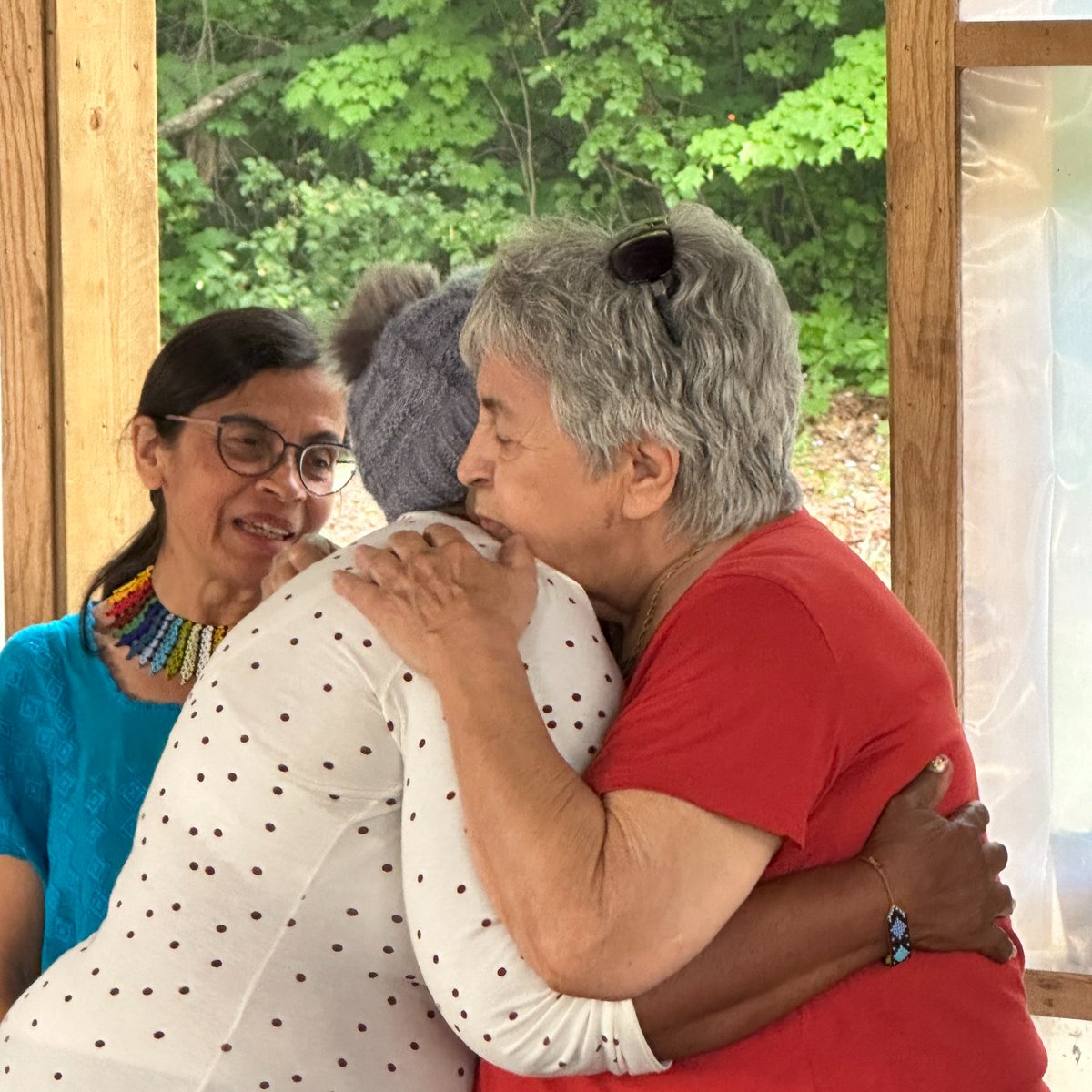 AlgomaU's tweet photo. It was a beautiful & heartfelt evening as members of the community came together in Ceremony to welcome a delegation of Indigenous & AfroDiasporic dignitaries to @CitySSM 🤗
Tonight's Zoom session is delayed until 8 PM📲 https://t.co/pOAYwdRZCz
#AlgomaU #FCCS #Colombia #CSAA https://t.co/QfH0CquBJ1