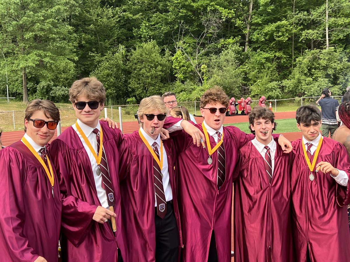 DBIronmenHockey's tweet photo. Congratulations to our Class of 2023! What a special group of young men.  Thank you for giving your all, each and every day to our program and our school. #BoscoBrotherHood #TK #NoBetterSchool https://t.co/qd5Oe5ZxAi