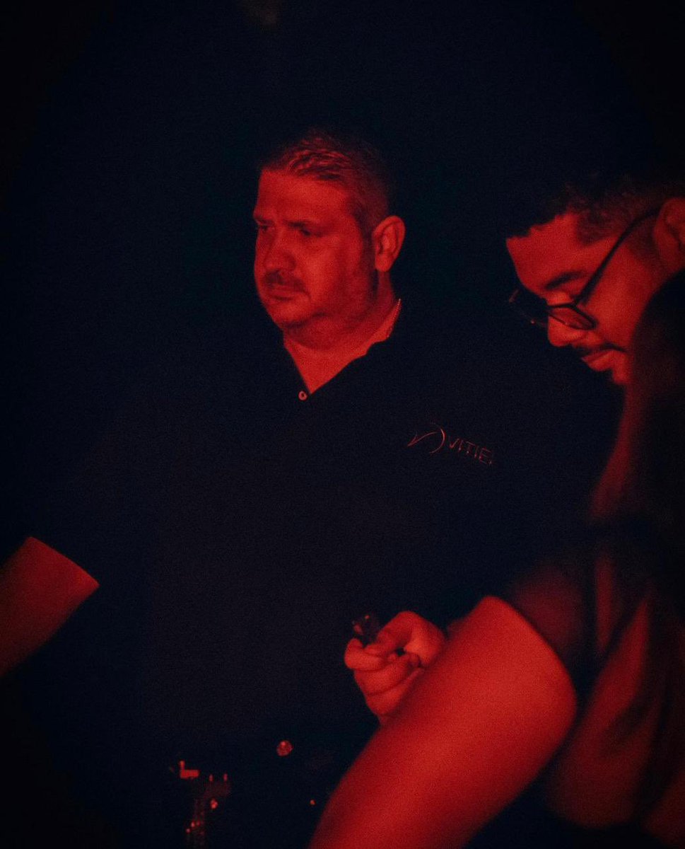 Workingmode  <a href="/vitieirecords/">VITIEI RECORDS</a> #workalcoholic #megustaloquehago #video #productor